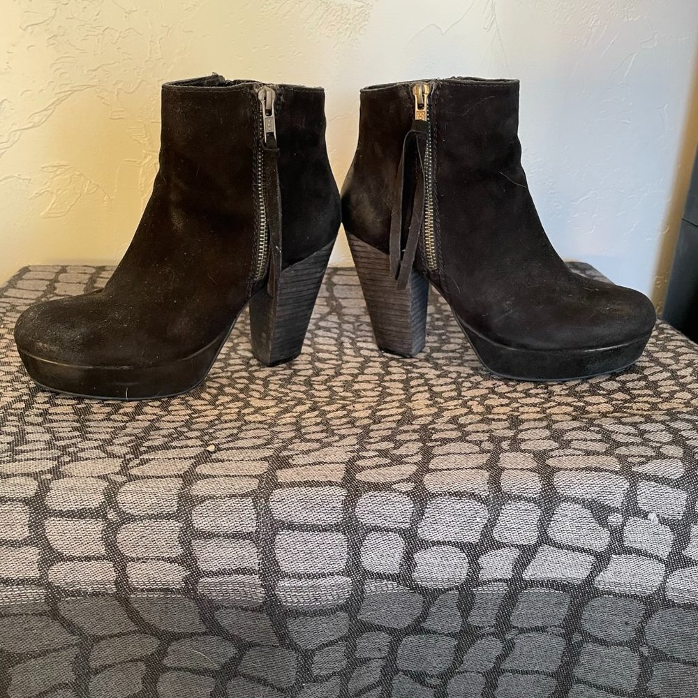 Steve Madden Stacked Heel/Platform Ankle Booties, Black sz 6.5
